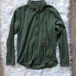 green dot button up